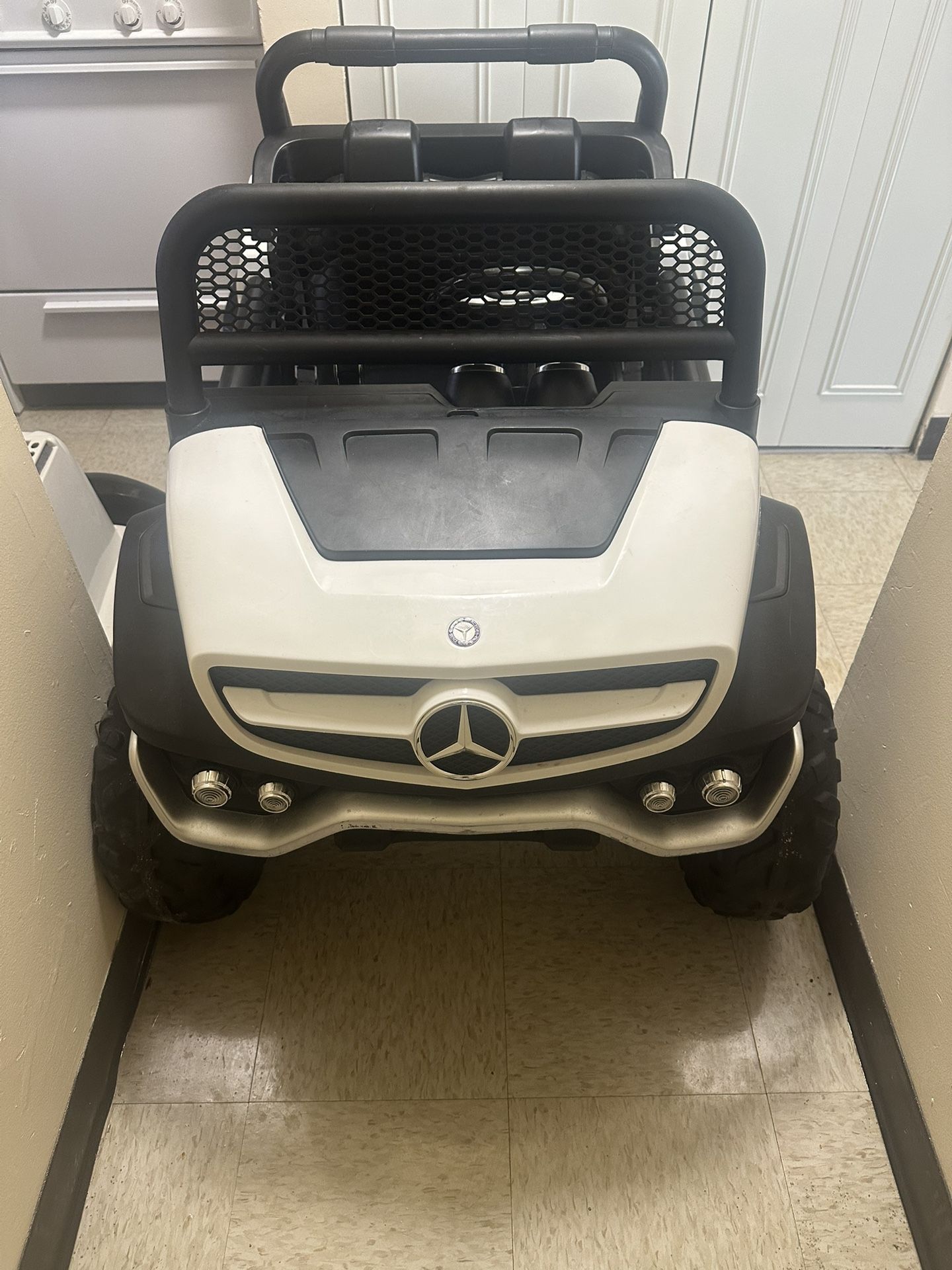 Mercedes Benz Power wheel Car!!!