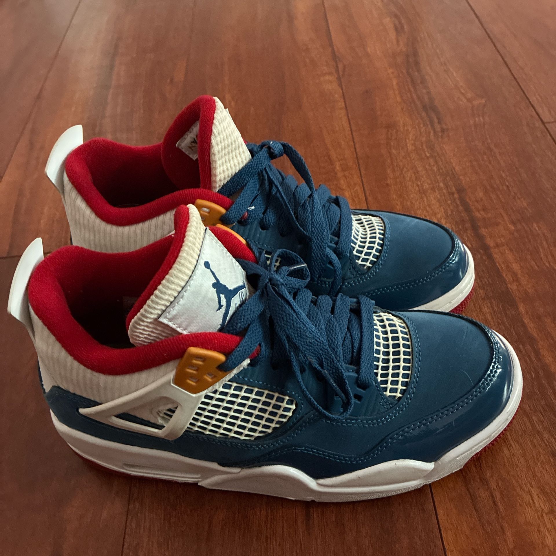 Air Jordan 4 Retro ‘Messy Room'