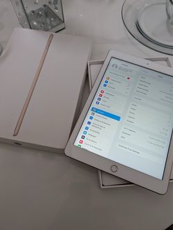iPad 32Gb WiFi Only (5th Generation)