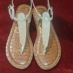 Sam Edelman Gigi Charm Sandals Women's Size 5 Gold Shimmer Excellent Condition PRICE Is Firm Cash Only 