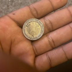 2001 Netherlands 2 Euro Coin 