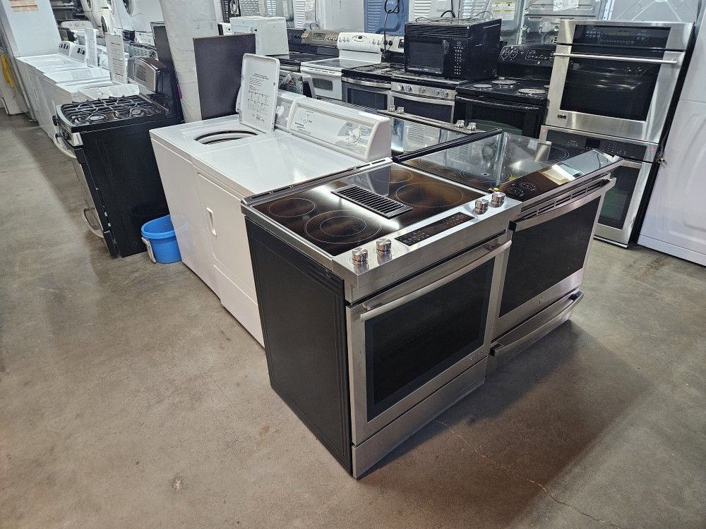 Blow Out Sale Warehouse Full Of Nice Like Brand New Appliances Only 55for Financing