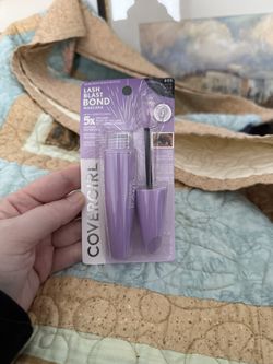 CoverGirl- Lash Blast Bond- 805 Black