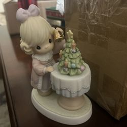 Precious Moments "May Your Days Be Merry & Bright"