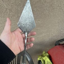 Vintage Ornate silver plated pie slice 30 cm cake server cake lifter Italy