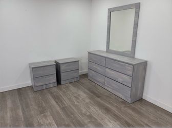 Dresser whit mirror and 2 nightstands - Cómoda con espejo y 2 mesitas de noche