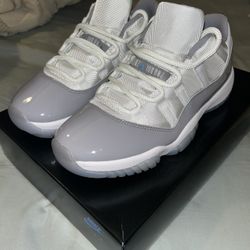 Jordan 11 Cement Grey Size 9.5