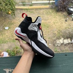 Nike Shoes 