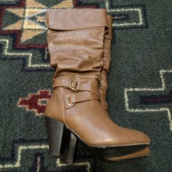 Boots Size 6