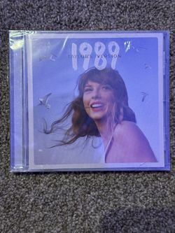Taylor Swift ~1989 CD (Crystal Blue Skies)