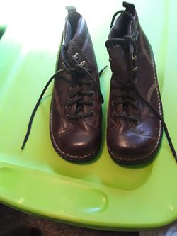 EASTLAND WOMAN'S LEATHER BOOTS