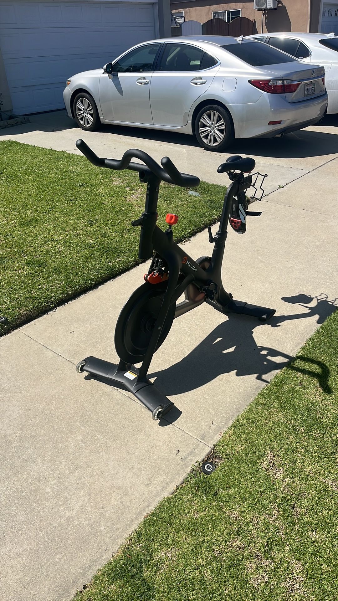 Peloton Spin Bike (No Screen) – Solid, Smooth Ride – Priced to Sell Today OBO