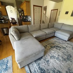 Sectional Couch With Storage