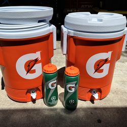 Gatorade Coolers And Bottles 