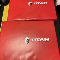Titan Fitness Silencer Drop Pads For Powerlifting for Sale in Bothell WA OfferUp
