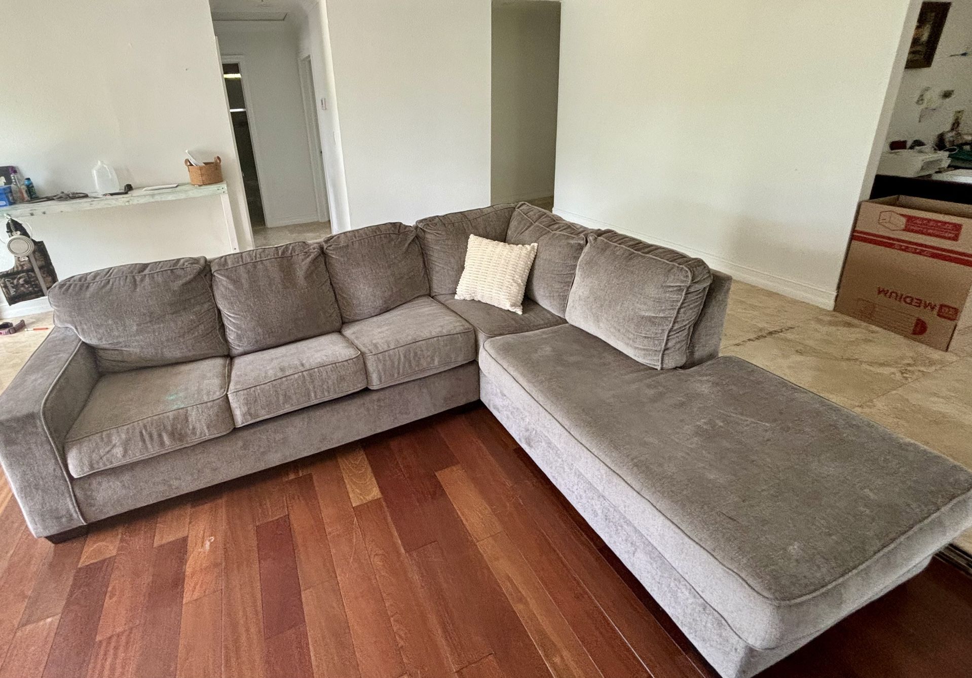 Washable Grey Sectional Couch — Pull Out Bed