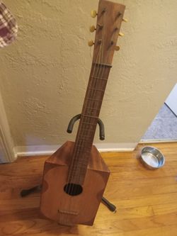 Cigar Box Guitar
