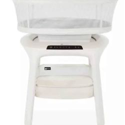 MamaRoo Sleep Bassinet and Accessories