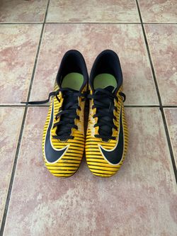 Mercurial Soccer Cleats (Size 8.5)