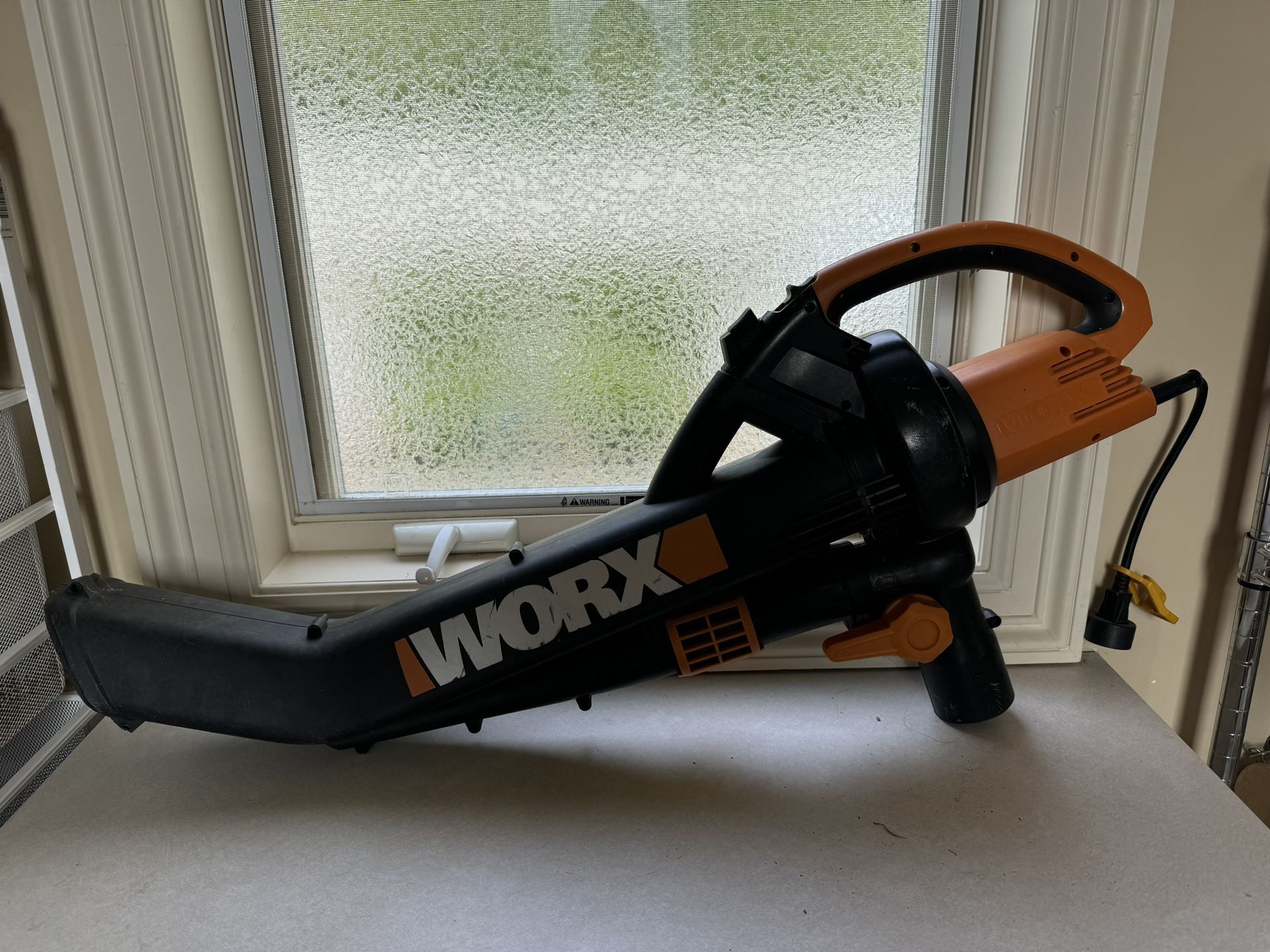 Worx Electric Leaf Blower