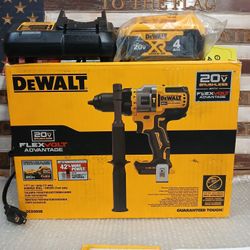 NEW DEWALT 20V BRUSHLESS 1/2 HAMMER DRILL DRIVER TOOL KIT 