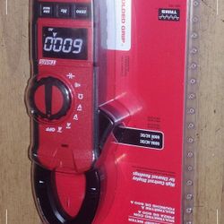 600A Clamp Meter 