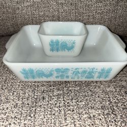Pyrex Amish Butterprint Refrigerator Containers 503 and 501 (no lids)