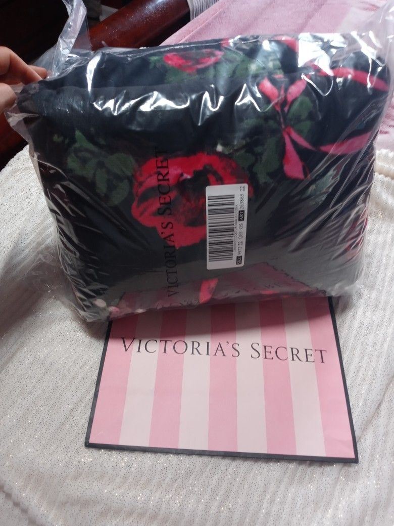 Victoria secret Sherpa Blanket