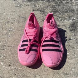 Pink Traes Young 2.0