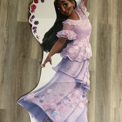 Isabella Cardboard