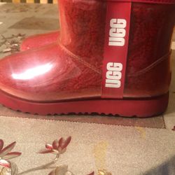 UGG Raining Boots Size 6 (Vietnam)