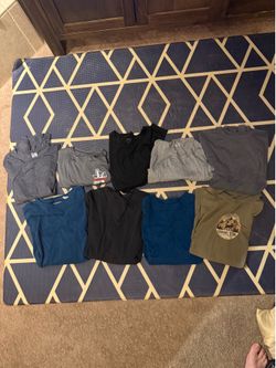 9 men’s size large long sleeve T-shirts