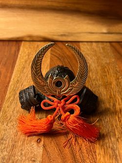 Vintage Japanese Cast Iron Samurai Kabuto Helmet W/ Box Oda Nobunaga
