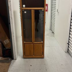 Storage cabinet