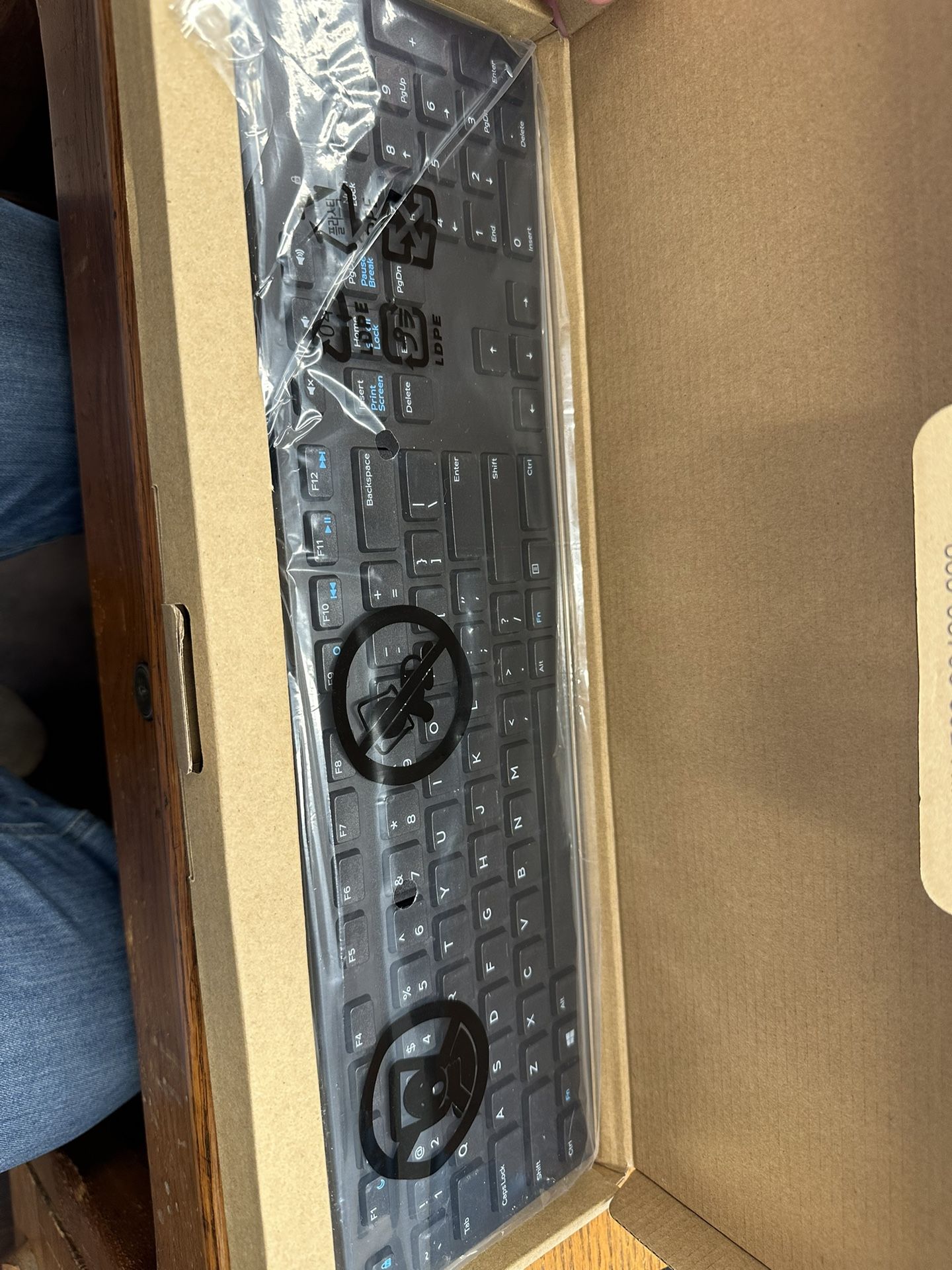 Keyboard (new In Box)