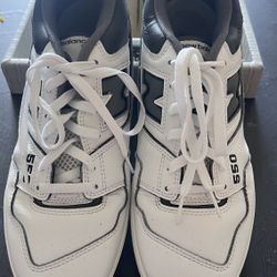 Man’s Shoes - New Balance 550