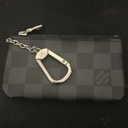 black louis vuitton wallet 