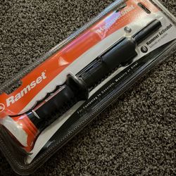 Ramset HammerShot 0.22 Caliber Single Shot Tool https://offerup.com/redirect/?o=MS40ay5OZXc= 