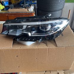 New BMW 2021 330 I headlights