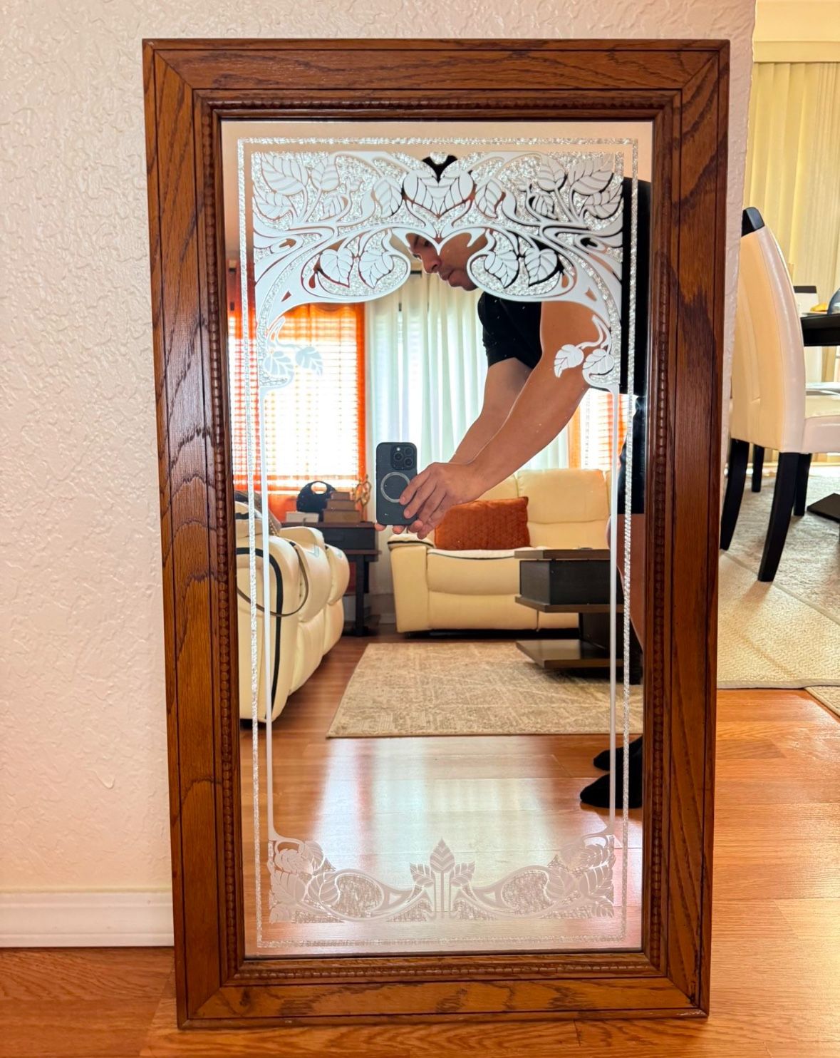 Mirror Windsor