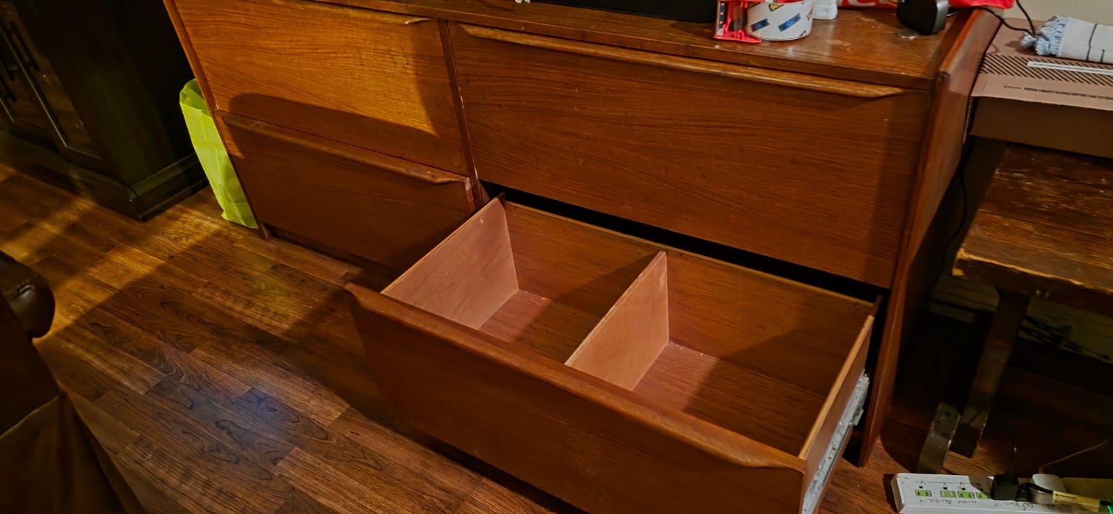Dresser Chest