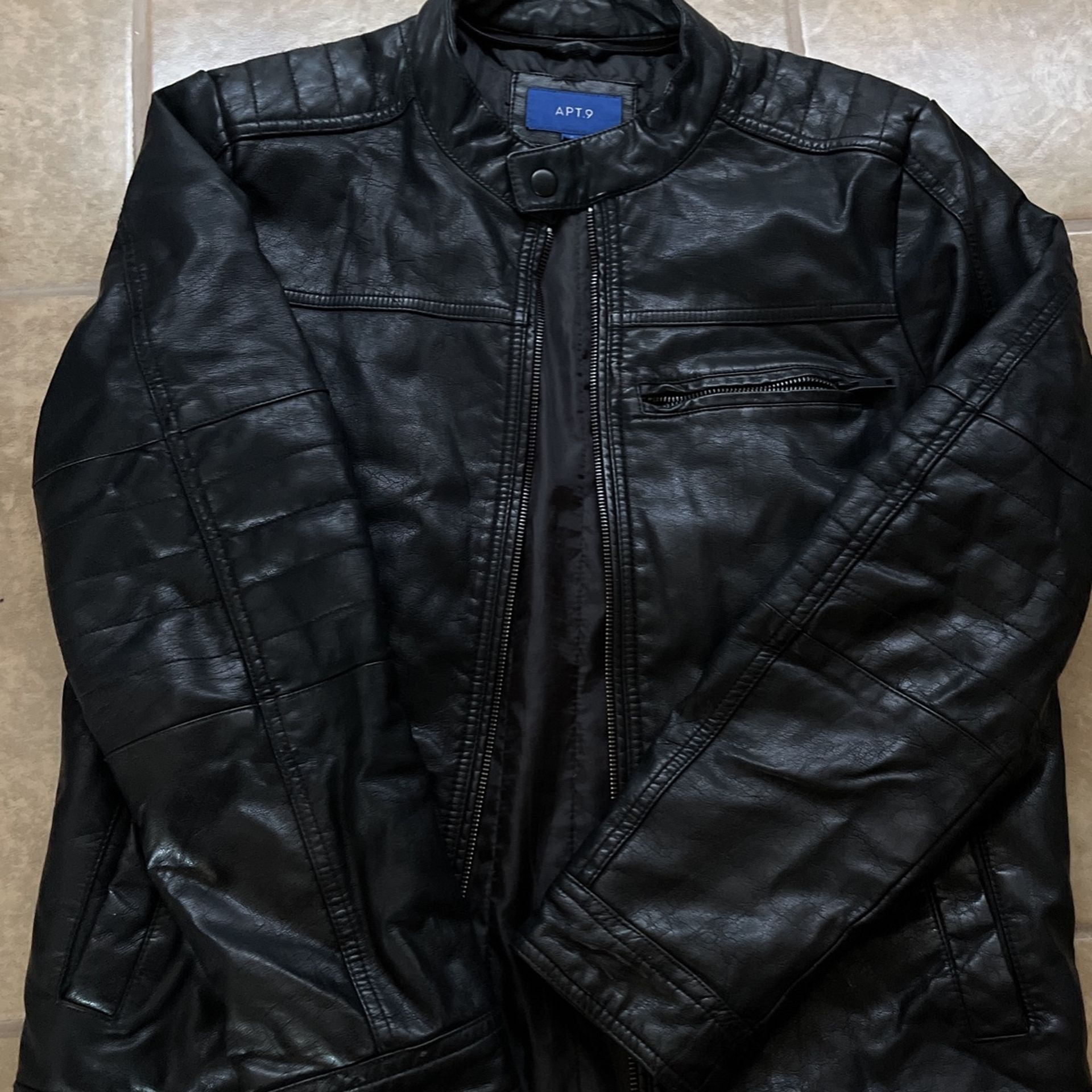 Men’s Leather Jacket Size Small