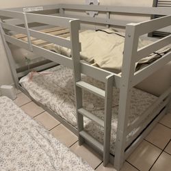 Kids Bunk bed