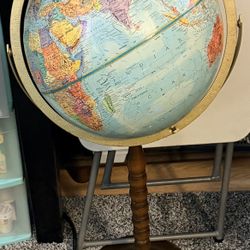 Replogle Commander 2 World Globe (Raised Edition)