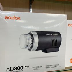 Godox AD300 Pro