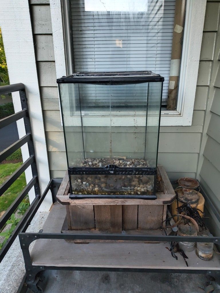 Large Terrarium/vivarium