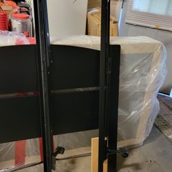 twin bed frame/box spring