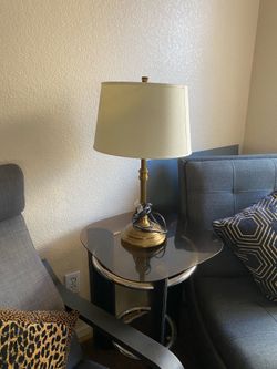 2 Chelsea brass lamps