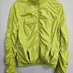 New Bebe PH8 Women Jacket L lime green gray Reversible NWT Large coat ruched

Brand new with tags 
Alexis ruched jacket, zipper, pockets 
Reversible l
