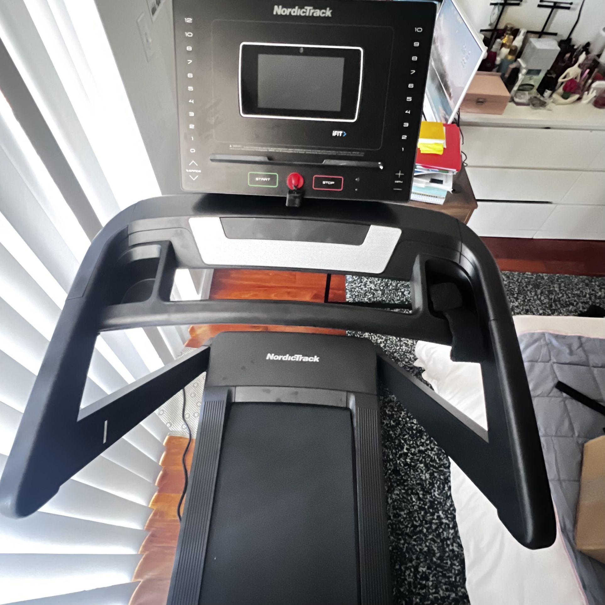 🏃♀️ NordicTrack EXP 7i Treadmill – Like New! 🏋️♀️
